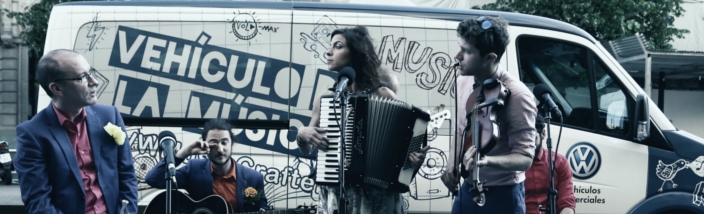 El grupo revelación Molotov Jukebox, comienza su gira a bordo del Vehículo de la Música de Volkswagen